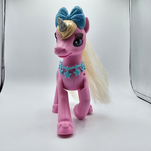 Zuru Pets Alive My Magical Unicorn Pony Light up Blinking Interactive Toy - Picture 3 of 5